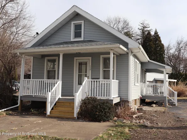 712 W Lackawanna Ave, Olyphant, PA 18447