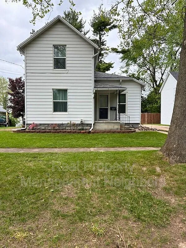 217 W Marshall St photo 1