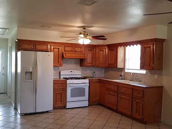 3rd image of 11705 Plainbrook St #1