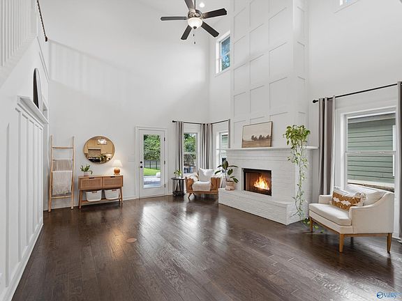 5th image of 6453 Lincoln Park Pl