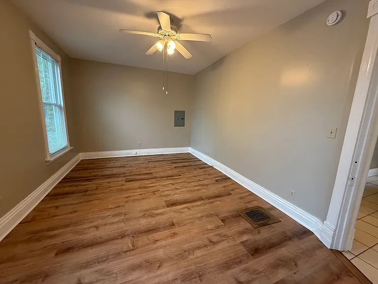 123 Waverly Ct #2 — Photo 5