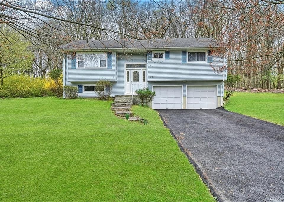 22 Madeline Terrace, Chestnut Ridge, NY 10977 Zillow