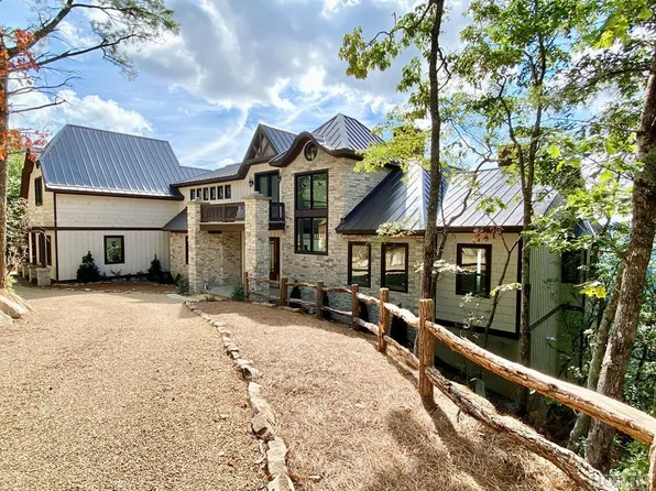 494 East Ridge Road, Cashiers, NC 28717