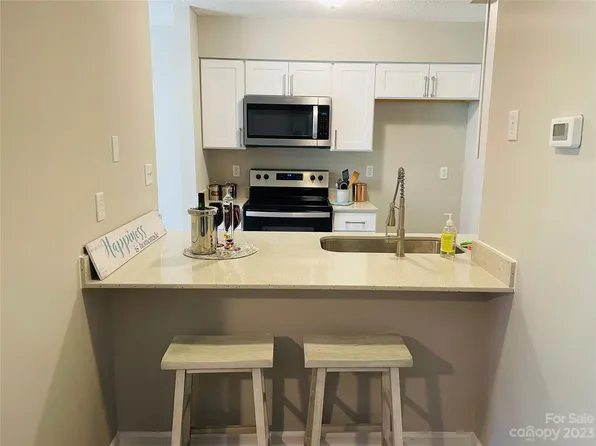 11084 Harrowfield Rd, Charlotte, NC 28226