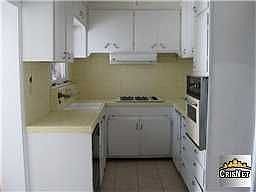 4th image of 8842 Aqueduct Ave