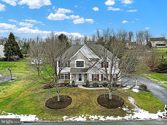 2nd image of 104 Swedesford Ln