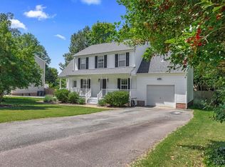 3301 Appleford Dr, Chester, VA 23831