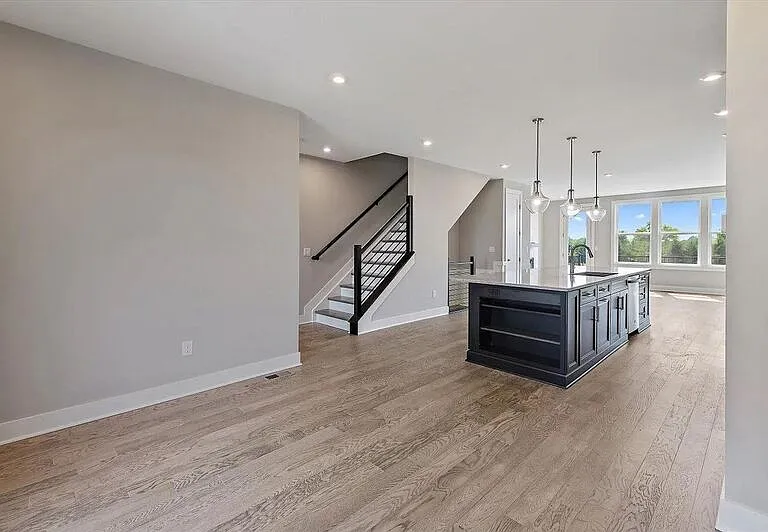 7234 Otley Dr — Photo 10