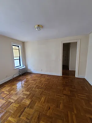 Rented by Cheskel Meisels, LREB | media 3