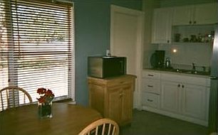 2nd image of 10216 N Oakleaf Ave