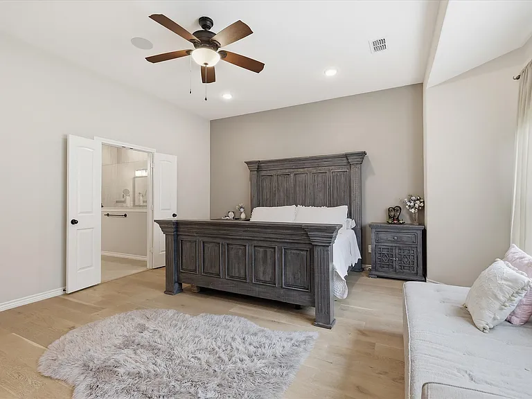616 Lake Cove Dr — Photo 20