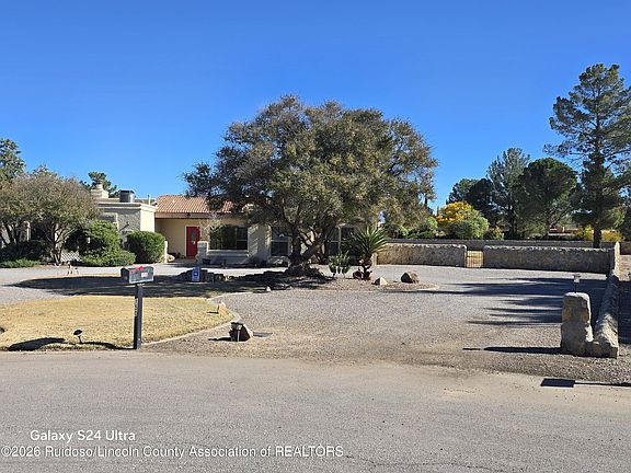 4th image of 150 Horseshoe Cir