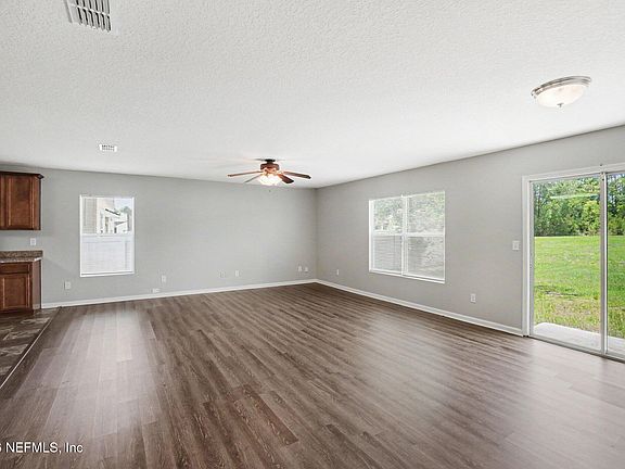 4th image of 1866 CHERRY CREEK Way