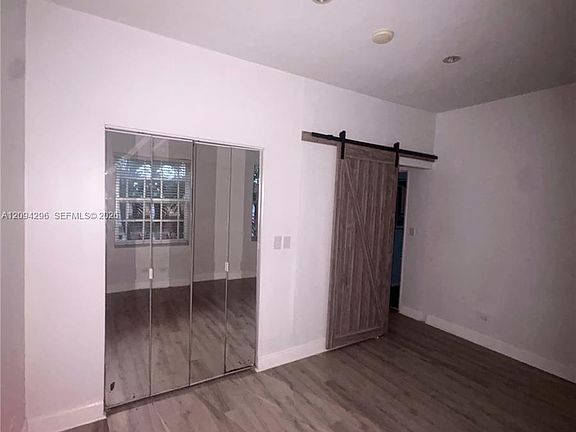 5th image of 637 12th St APT 6