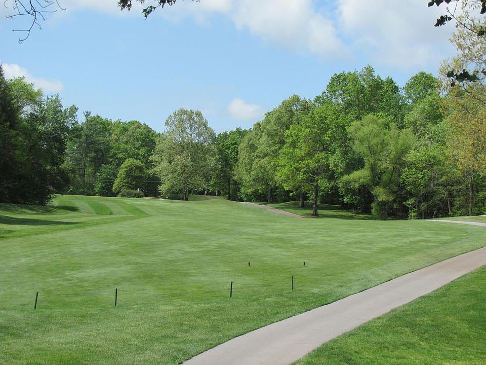 1st image of 14 Wild Leaf Ct