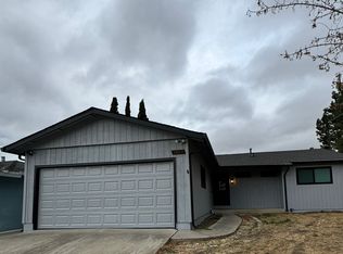1943 Crater Lake Ave, Milpitas, CA 95035