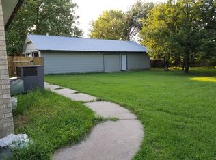 222 E Silknitter St, Rose Hill, KS 67133