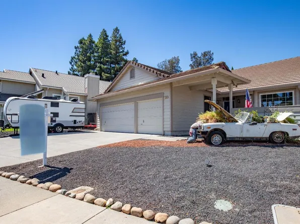 136 Buttercup Circle, Vacaville, CA 95687