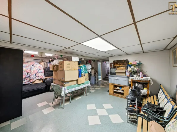 1226 East 51st Street image 23 of 29