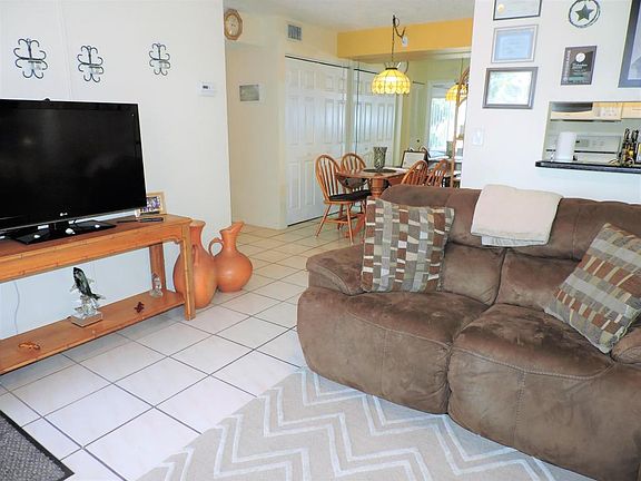 5th image of 6501 Chasewood Dr APT B