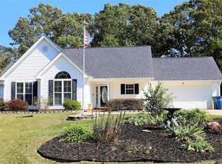 837 White Oak Ln, Matthews, NC 28104