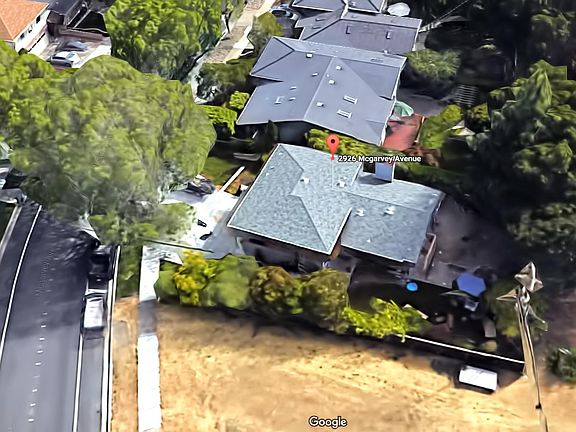 3rd image of 2926 McGarvey Ave