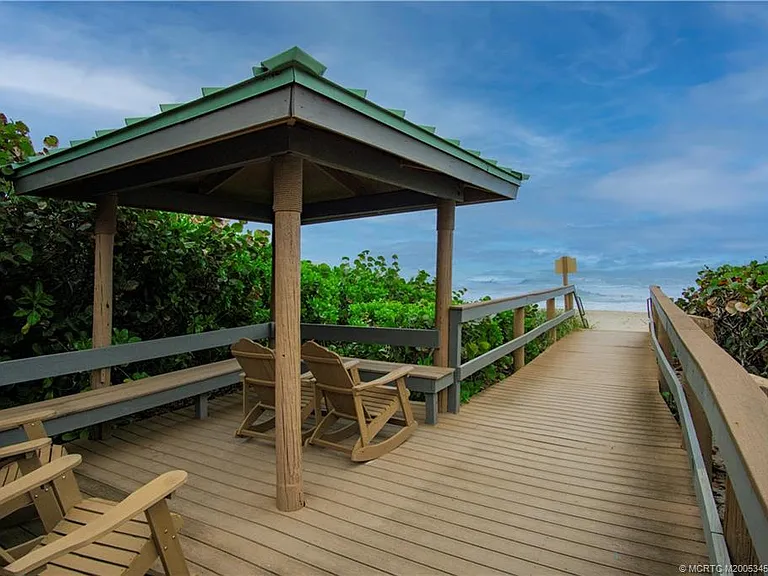 9940 Ocean Dr #309 — Photo 22