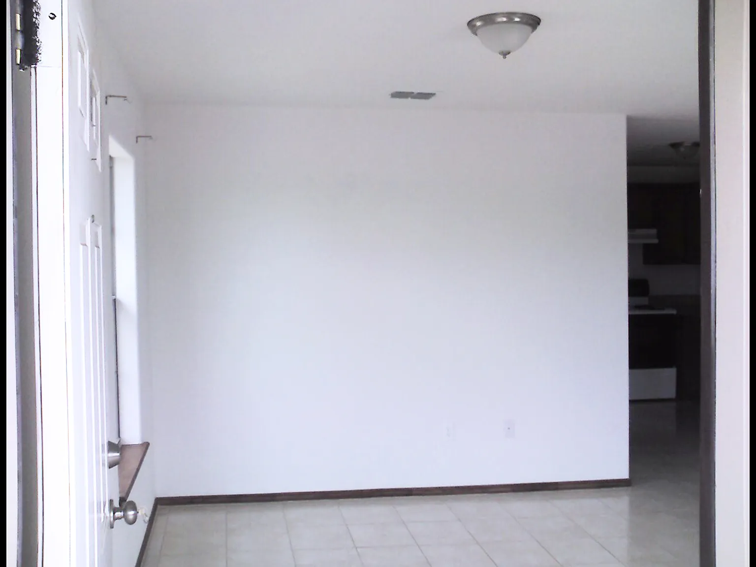 2 bed, 800 sqft, $800 — Photo 3