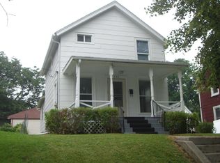 736 W Homer St, Freeport, IL 61032