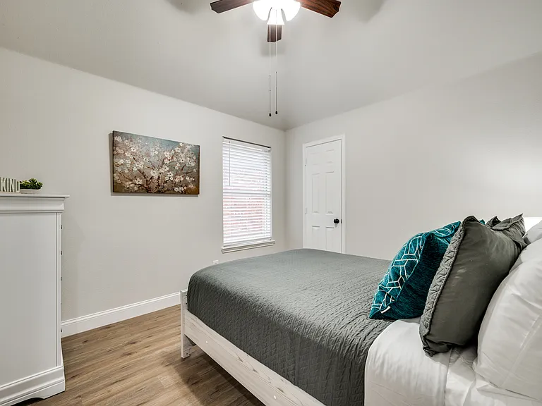 9512 Shirland Ln — Photo 20