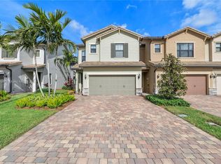 8339 Cadre Noir Rd, Lake Worth, FL 33467