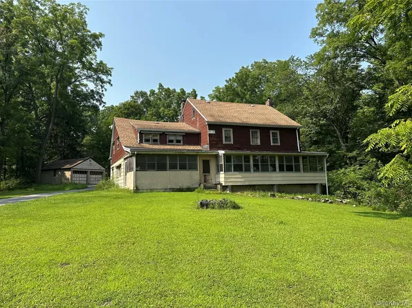 2116 State Route 300, Wallkill, NY 12589