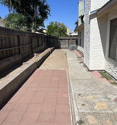 5th image of 2165 E Pinedale Ave