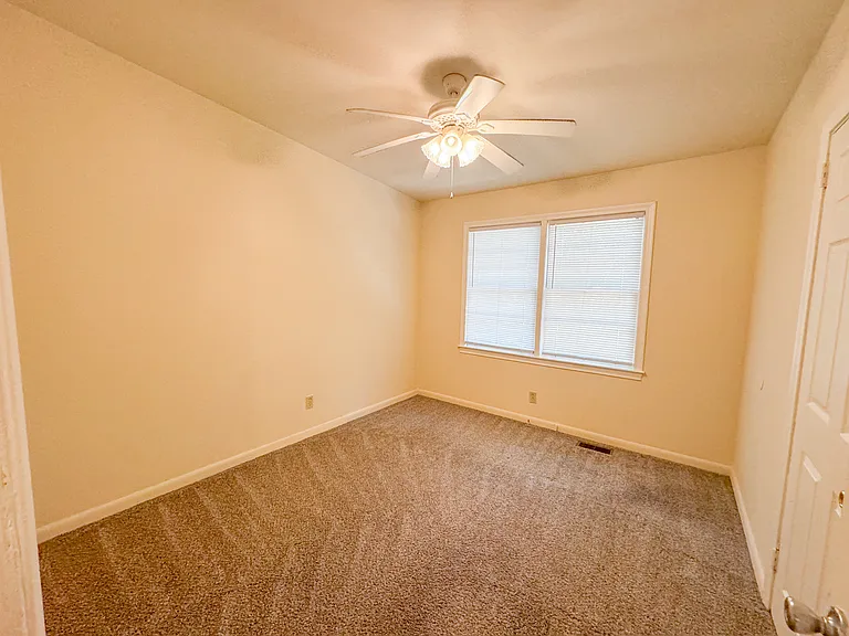 1614 Mayhew St — Photo 15