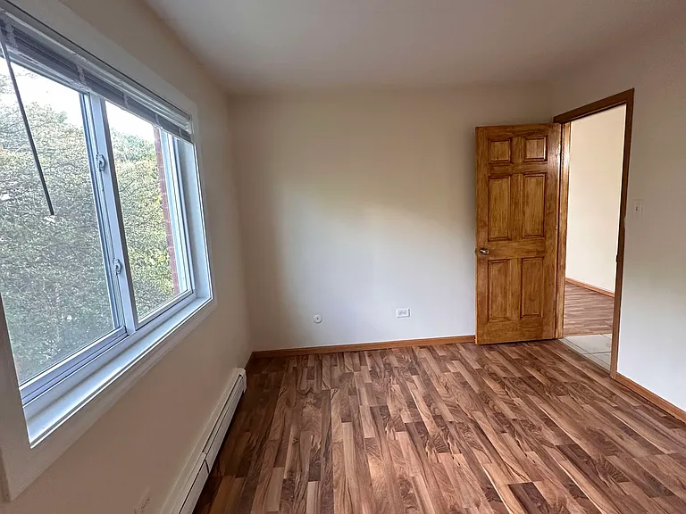 14026 Kilpatrick Ave #2N — Photo 8