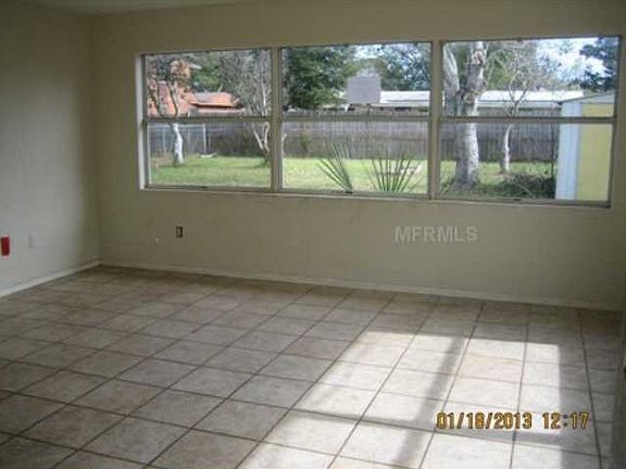 4th image of 2603 N Beaumont Ave