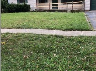 941 S Bentley Rd, New Lenox, IL 60451