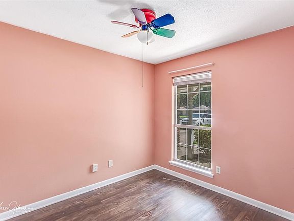 3rd image of 2605 Beaverwood Cir