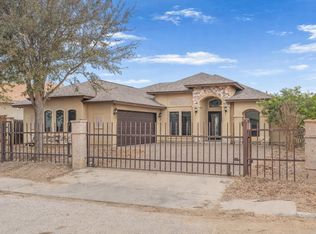 949 Lauren Ln, Laredo, TX 78045