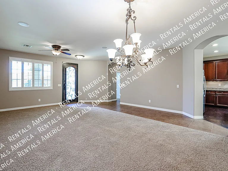 613 W San Carlos Way — Photo 36