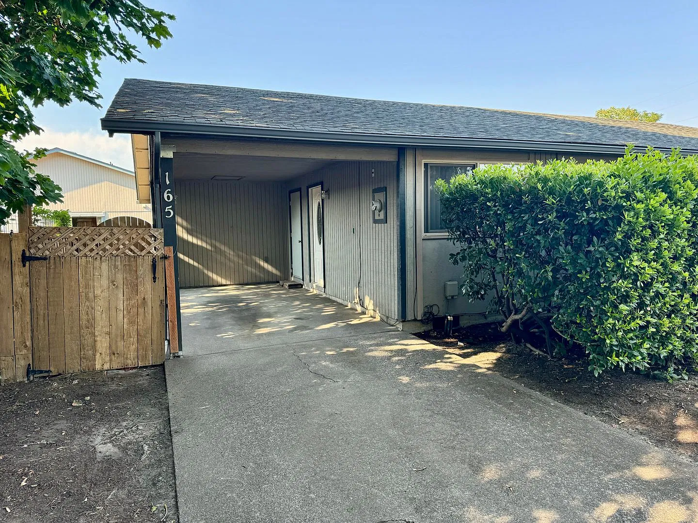 Pet Friendly Duplex In South Corvallis — Photo 2