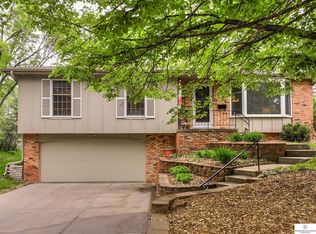 4225 N 100th St, Omaha, NE 68134