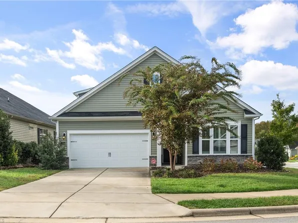 709 Spotted Owl Dr, Kernersville, NC 27284