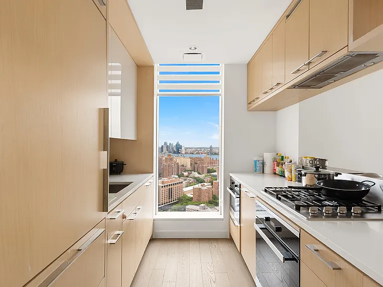 252 South St #42D — Photo 5