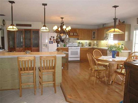 4th image of 4393 Palo Verde Dr