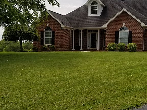 3rd image of 273 Red Hill Dr