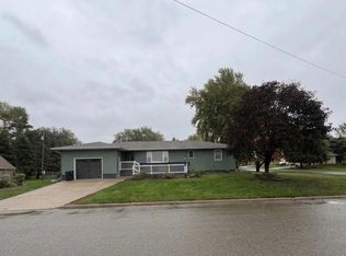 401 N Main St, Kiester, MN 56051