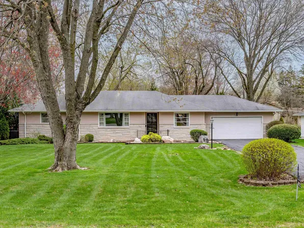 4612 Trier Rd, Fort Wayne, IN 46815