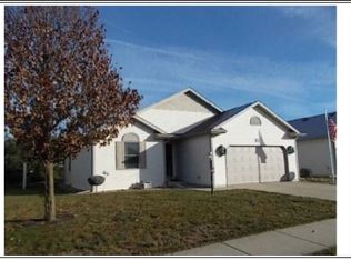 1555 Harvest Dr, Goshen, IN 46526