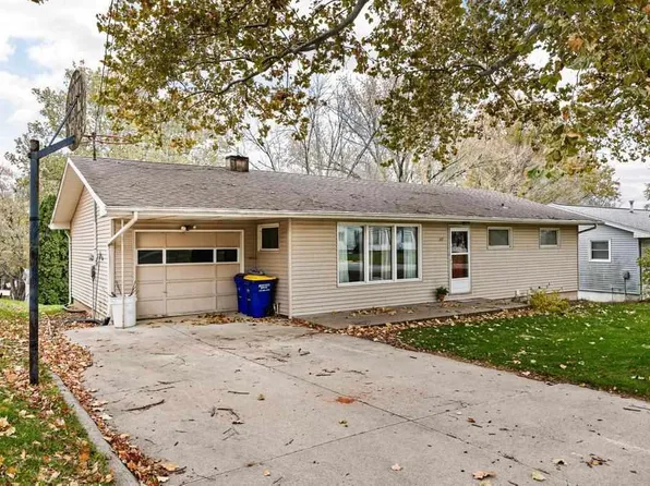 337 N Downey St, West Branch, IA 52358